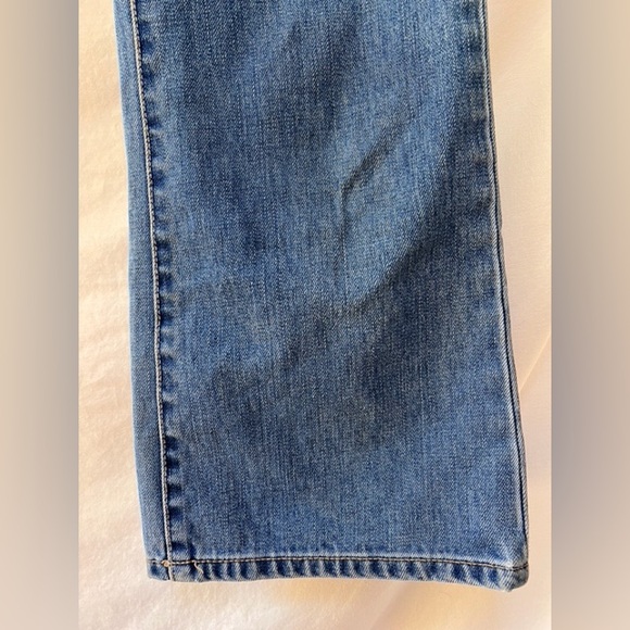 High Rise Crop Kick Rollas Jeans - Picture 5 of 5